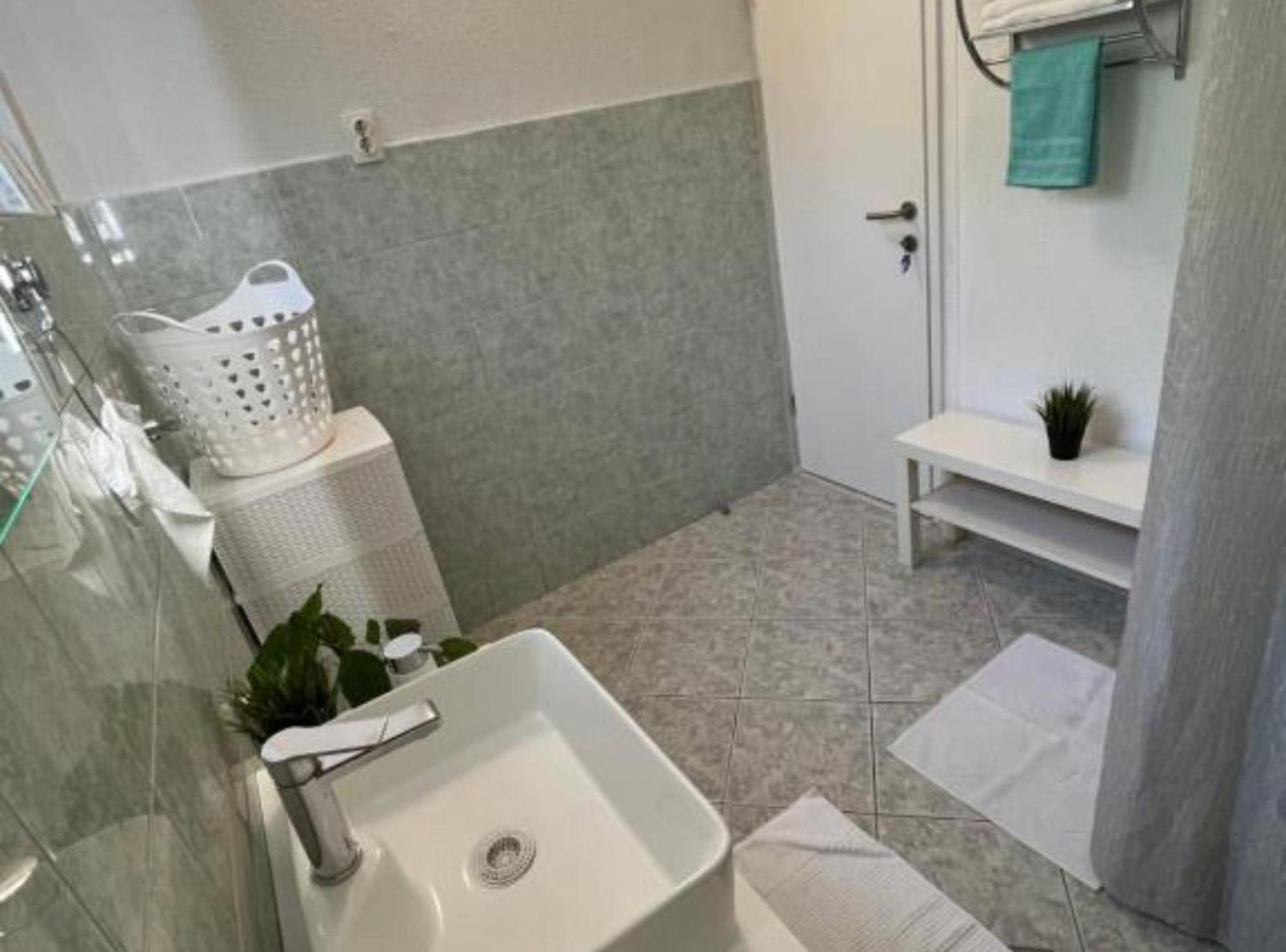 Apartman Pod Plocom 塞尼 外观 照片